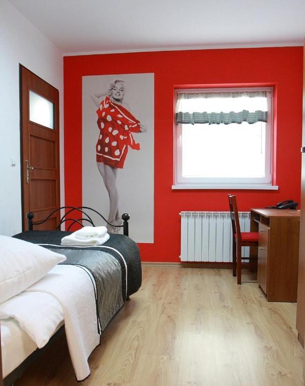 Leo Hostel Poznań Buitenkant foto