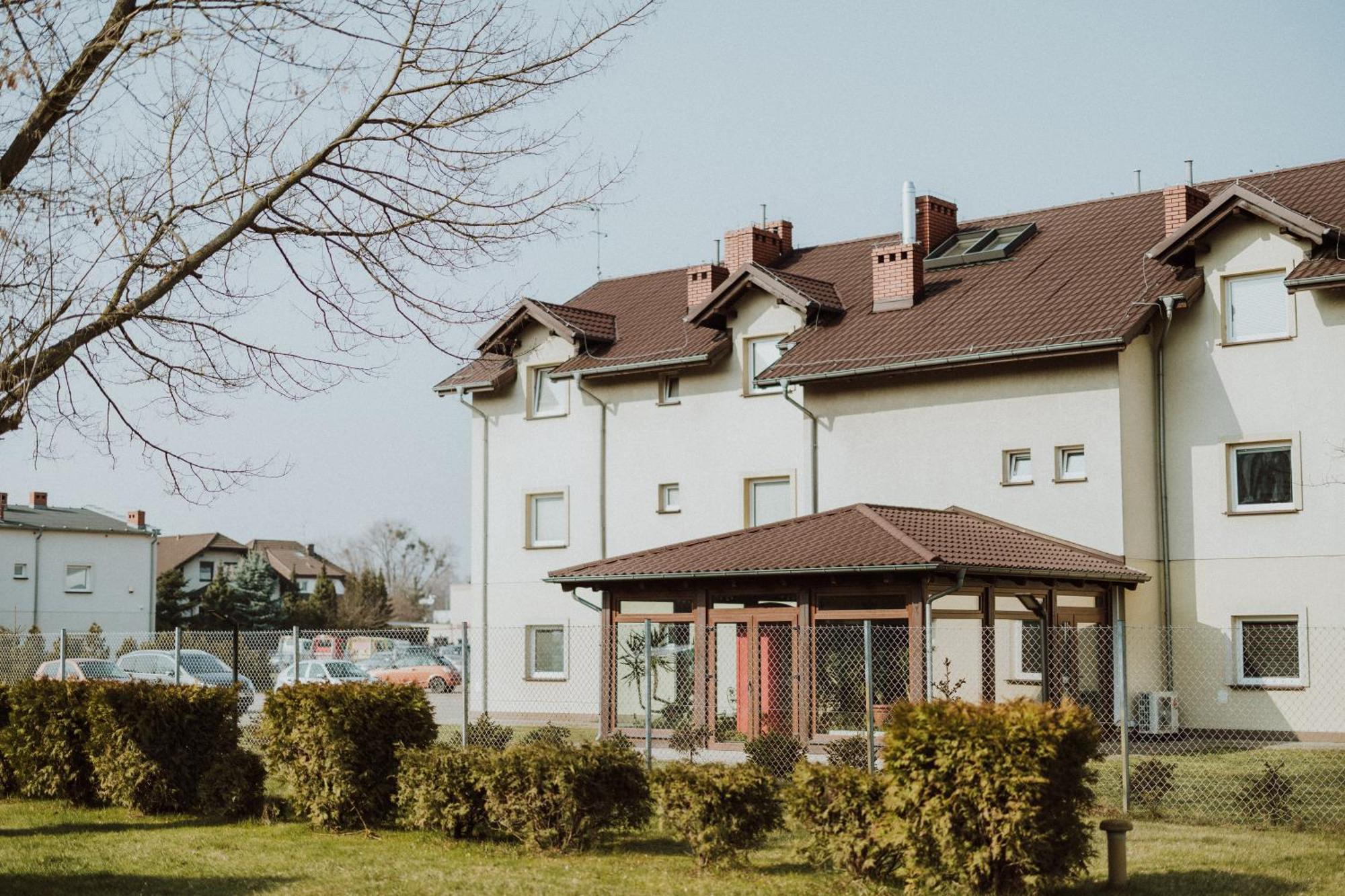 Leo Hostel Poznań Buitenkant foto